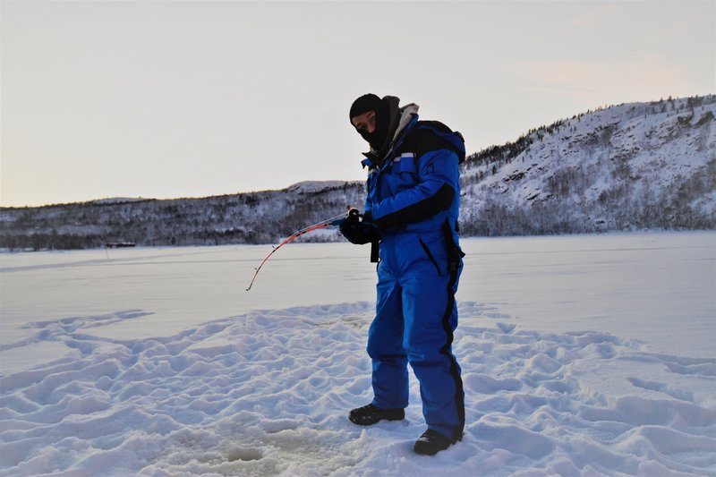 Image: Experience the Thrill of Ice Fishing in the UK's Top Live Casino Games